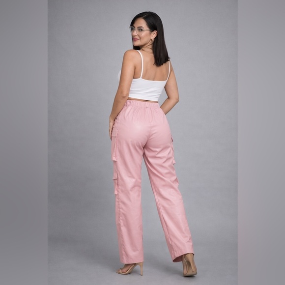 💞 Blush Power Luxe Cargo Pants - Picture 12 of 15